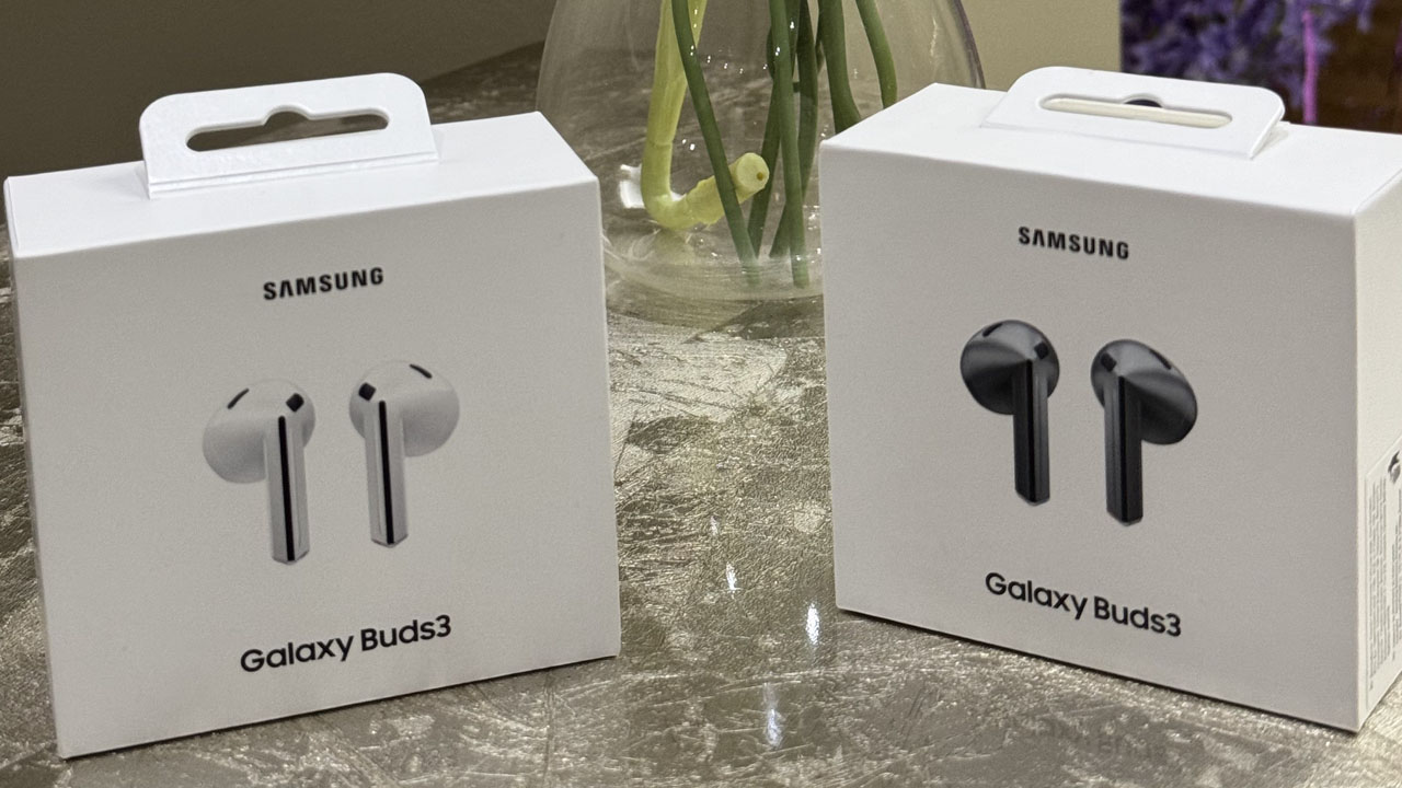 Samsung Galaxy Buds 3 unboxing video 