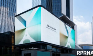 Samsung billboard campaign Galaxy Unpacked 